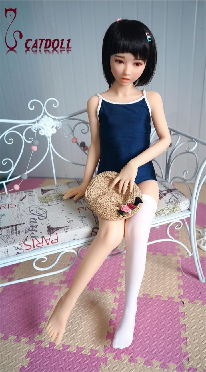 UTDOLLS 126CM Yoyo Realistic Mini Doll - Image 4