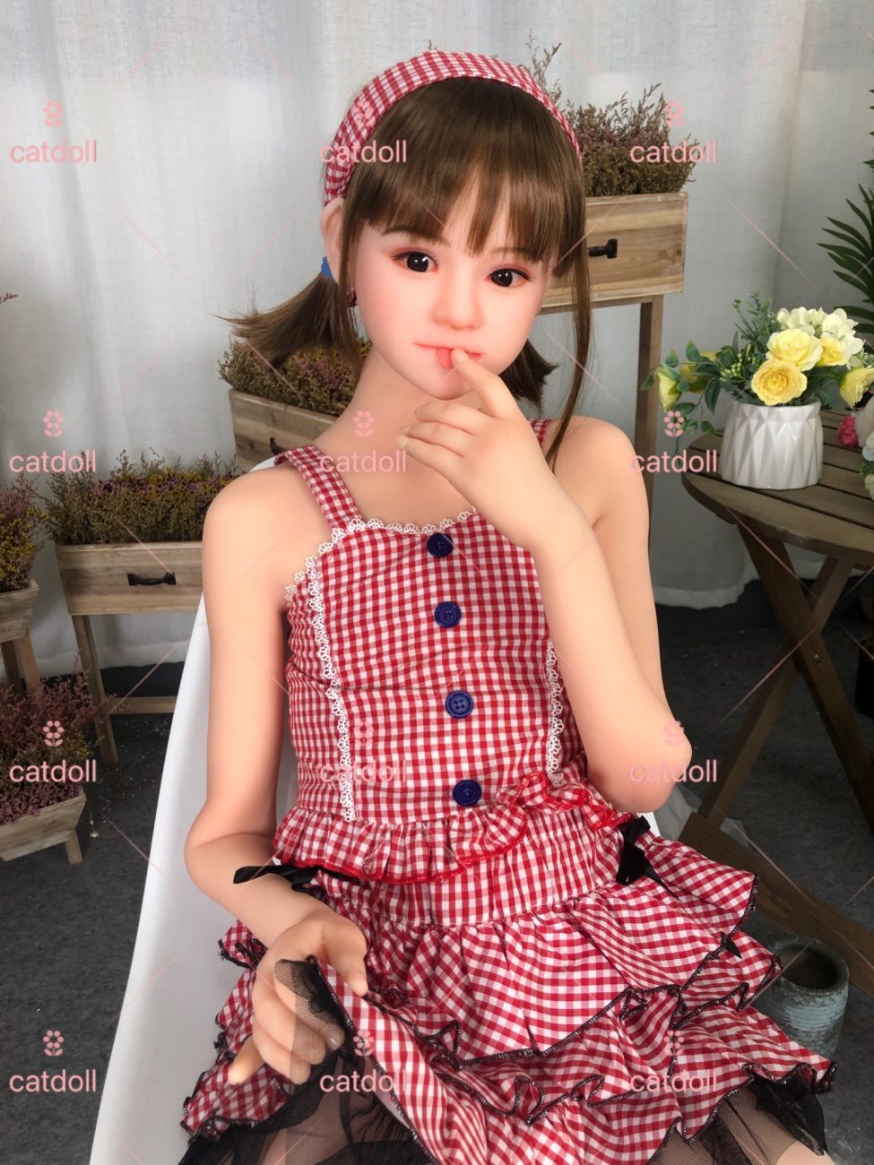 UTDOLLS 135CM Laura Realistic Mini Doll